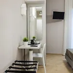 Euforia - Tre Sedi - Three Locations Oda ve Kahvaltı
