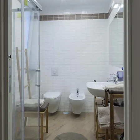 Bed & Breakfast Euforia - Tre Sedi - Three Locations